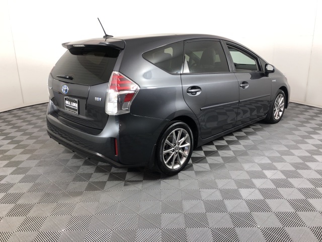 Pre Owned 2017 Toyota Prius V Five In Gilbert Sj14412a Bill Luke Pre Owned 2017 Toyota Prius V Five